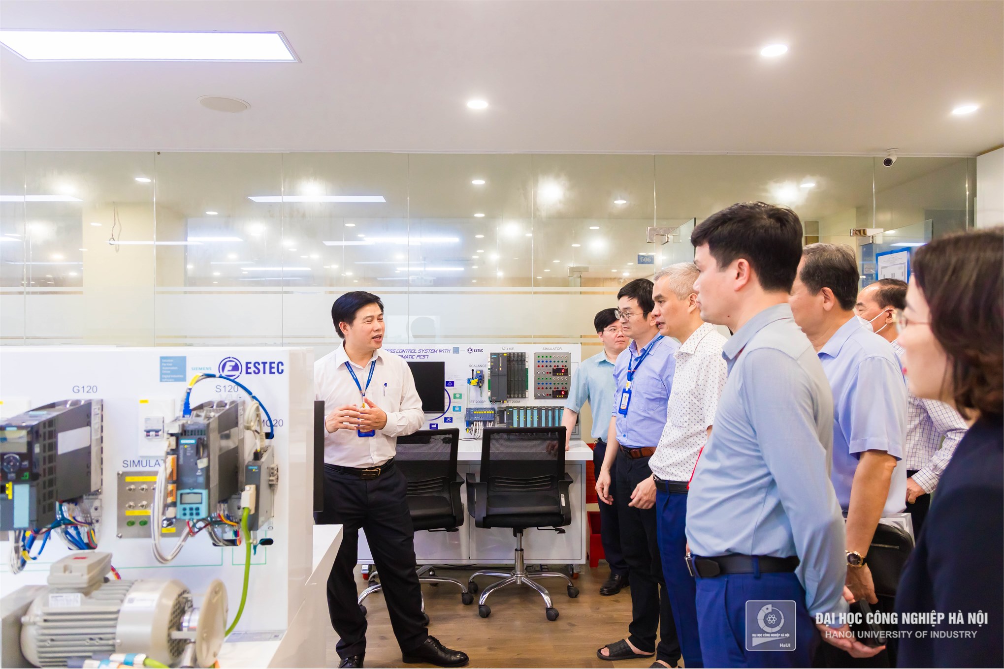 HaUI đẩy mạnh hợp tác với Sở Khoa học và Công nghệ Hà Nội