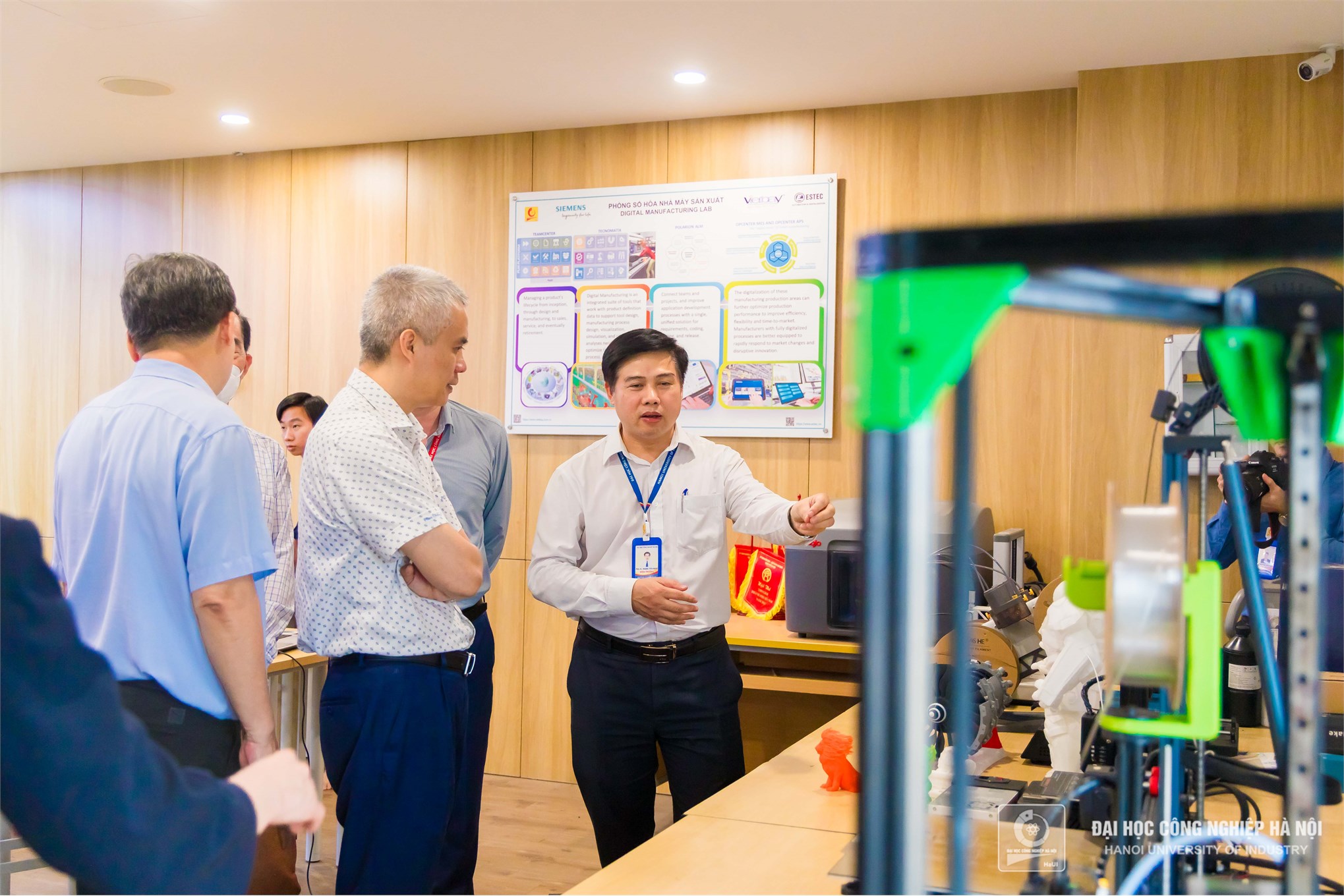 HaUI đẩy mạnh hợp tác với Sở Khoa học và Công nghệ Hà Nội