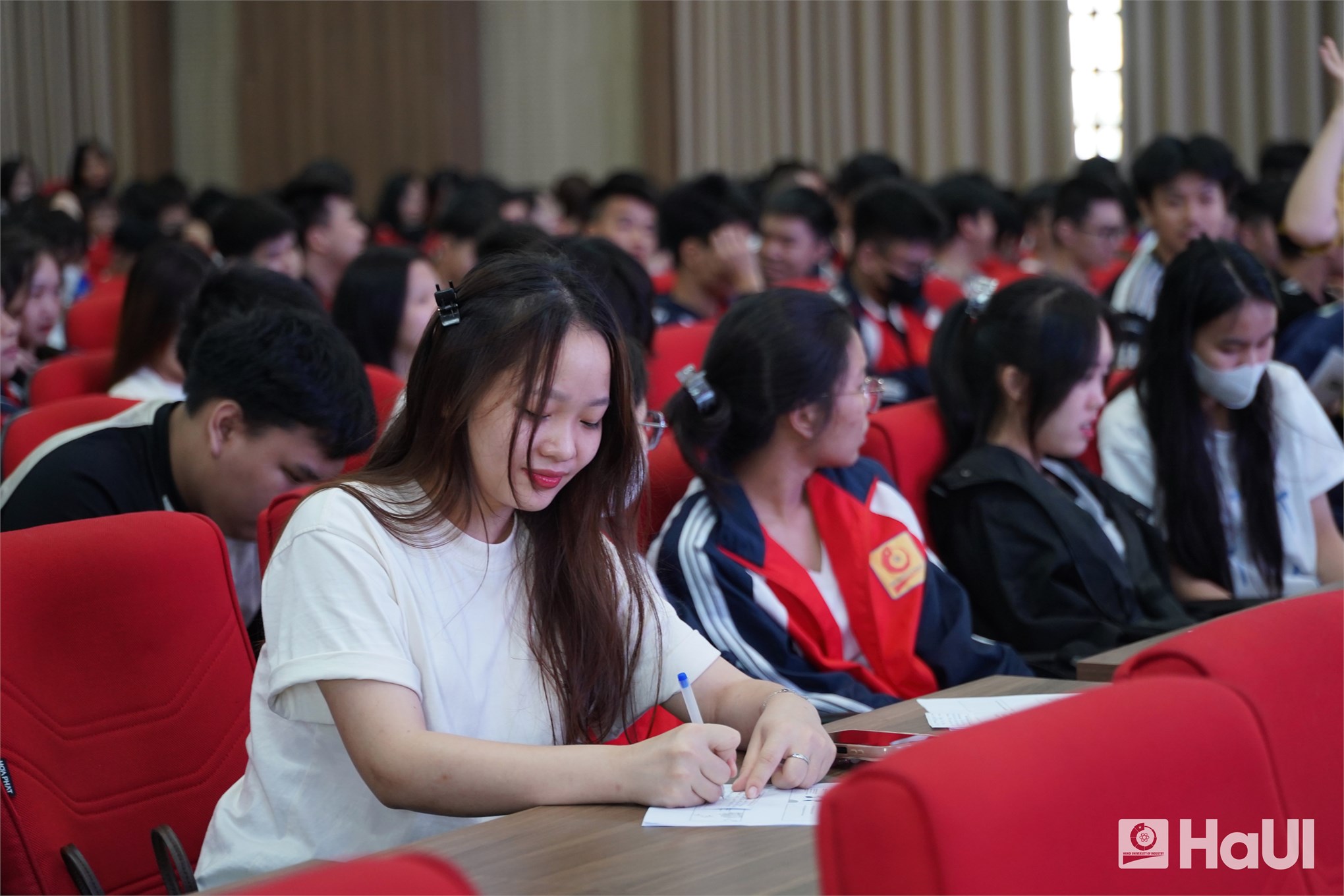 HaUI `tiếp lửa` cho sinh viên, sẵn sàng cho hành trang bước vào kỷ nguyên số