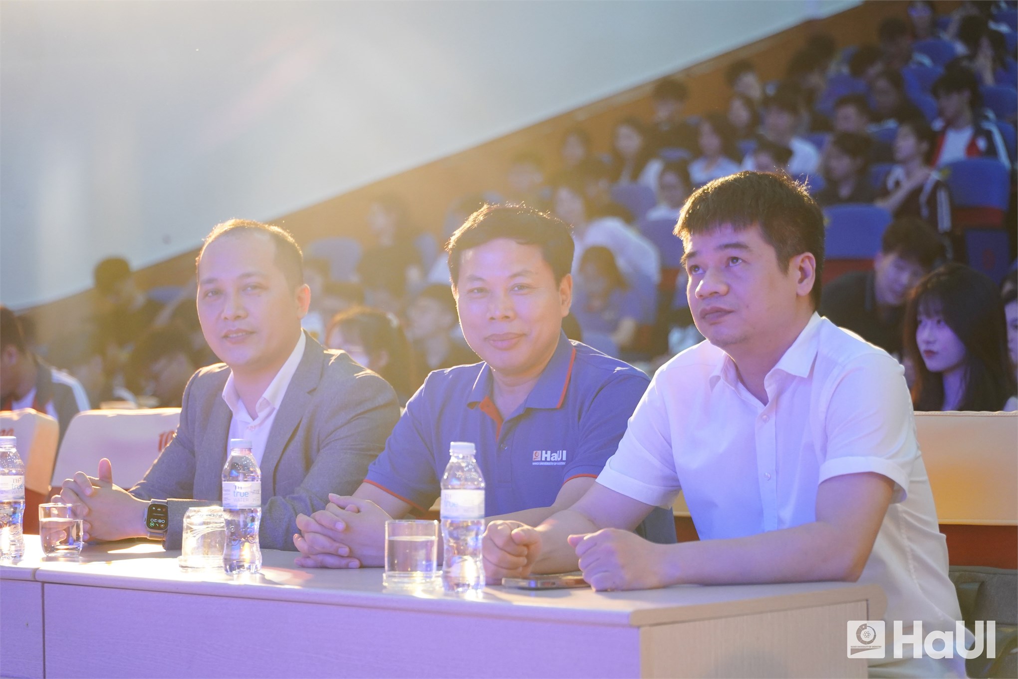 HaUI `tiếp lửa` cho sinh viên, sẵn sàng cho hành trang bước vào kỷ nguyên số