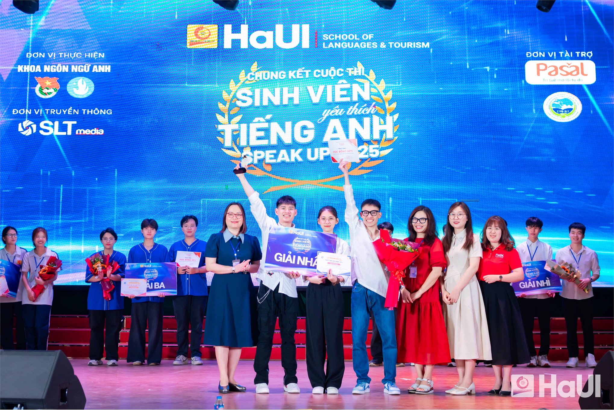 Chung kết `Speak Up 2025`: Sinh viên HaUI tự tin hội nhập trong kỷ nguyên số