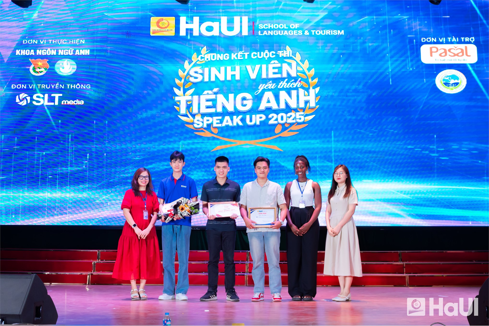 Chung kết `Speak Up 2025`: Sinh viên HaUI tự tin hội nhập trong kỷ nguyên số