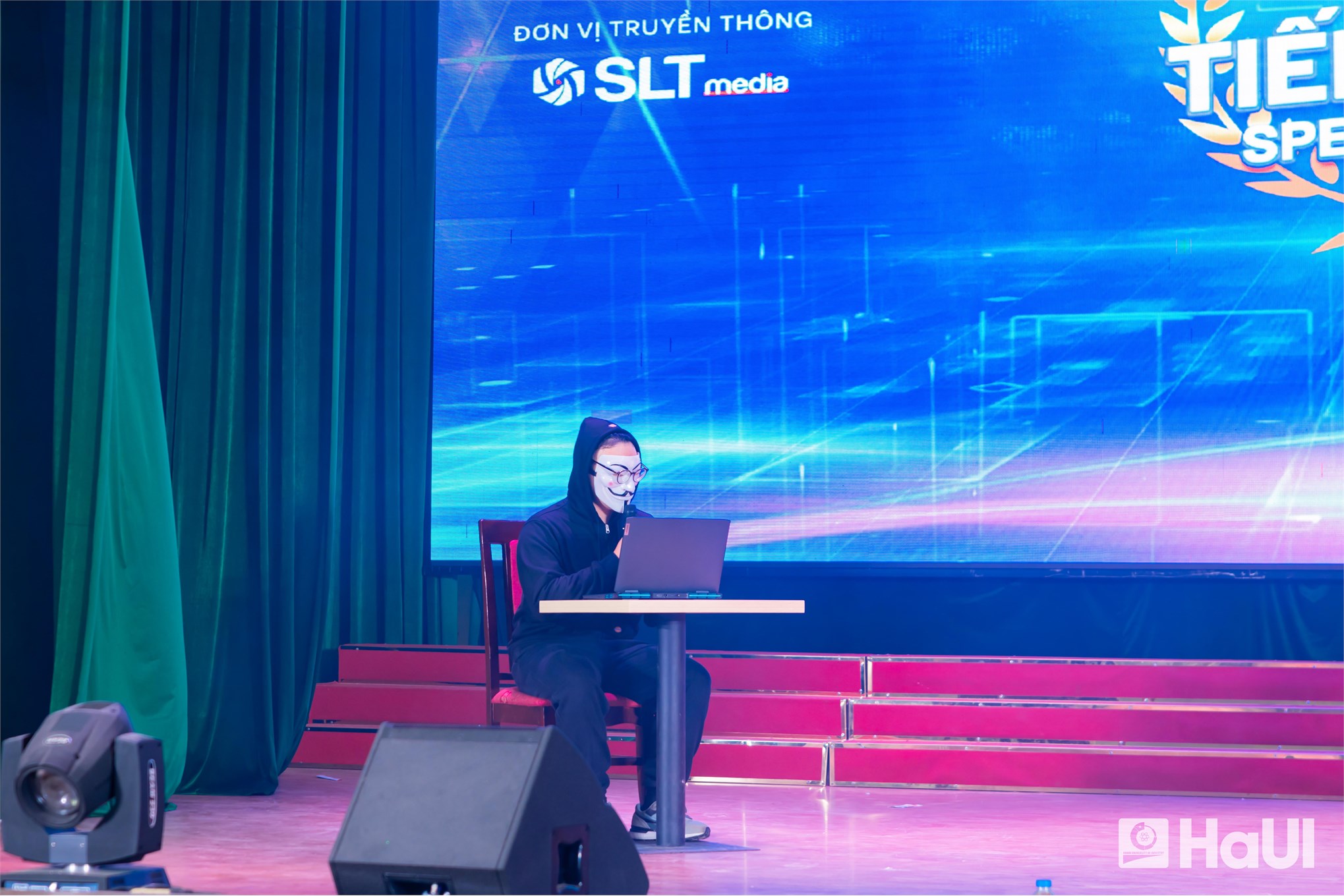 Chung kết `Speak Up 2025`: Sinh viên HaUI tự tin hội nhập trong kỷ nguyên số