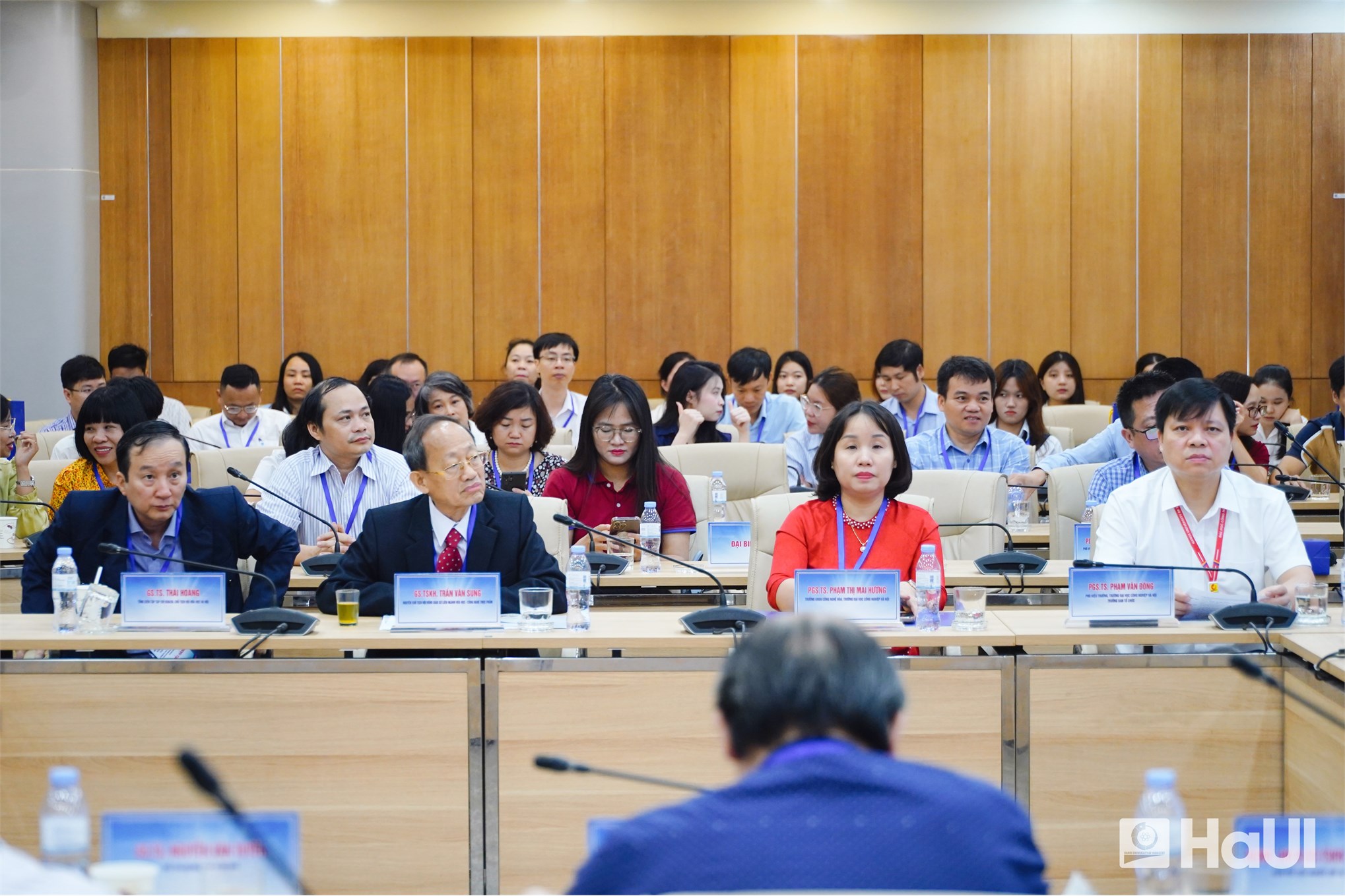CCESD 2025: Hóa học và Kỹ thuật Hóa học kiến tạo tương lai bền vững