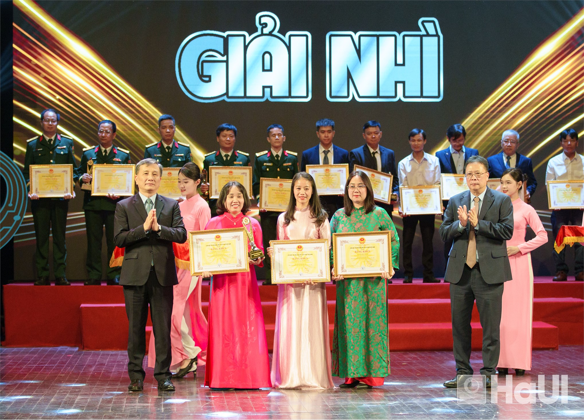 Dấu ấn khoa học từ công trình xử lý xỉ thải – Giải Nhì Giải thưởng Sáng tạo Khoa học Công nghệ Việt Nam- VIFOTEC 2024