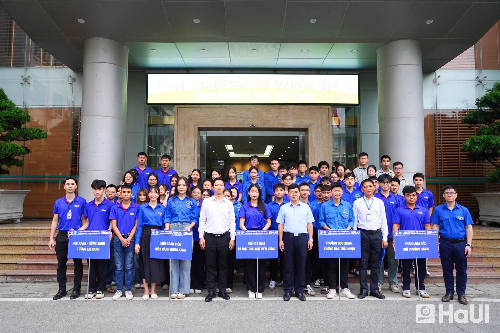 Ngày Môi trường Thế giới 2025: HaUI và những nỗ lực `Beat Plastic Pollution`