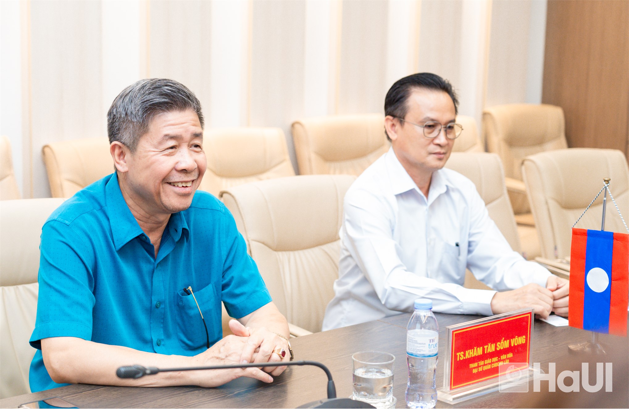 Vun đắp tình hữu nghị Việt - Lào thông qua hợp tác giáo dục và đào tạo
