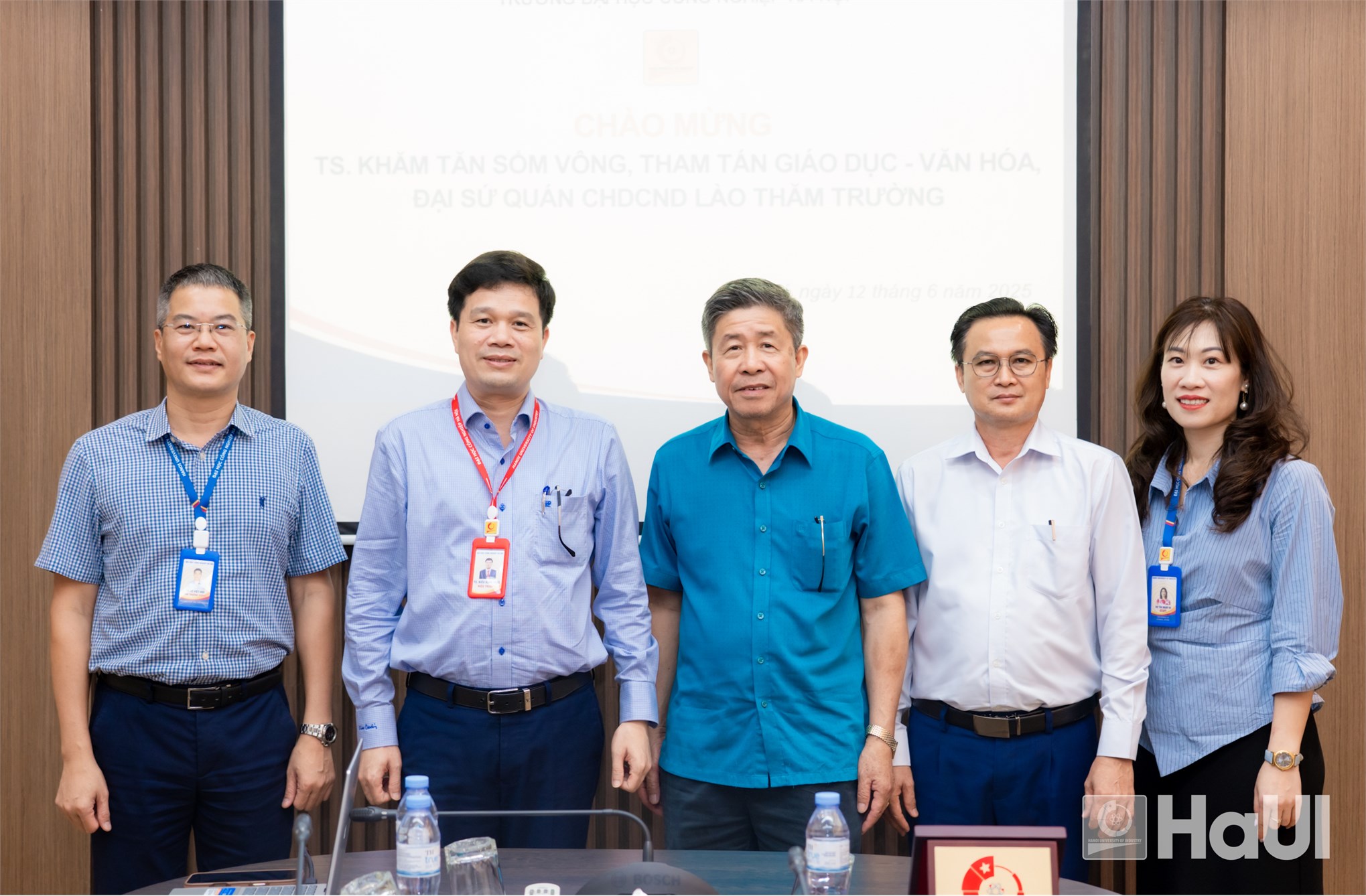 Vun đắp tình hữu nghị Việt - Lào thông qua hợp tác giáo dục và đào tạo