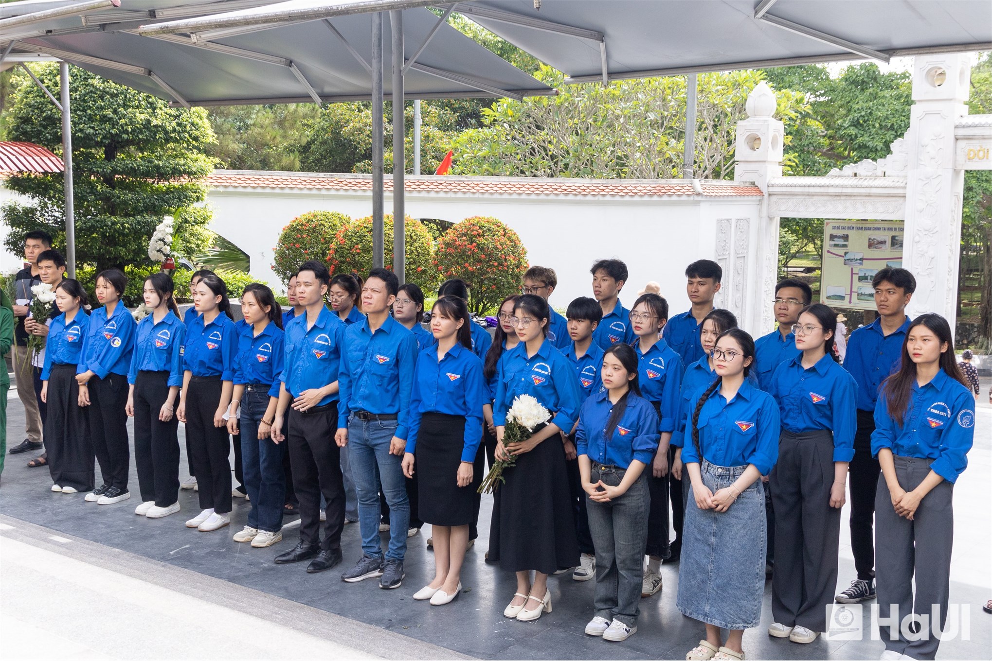 Bồi đắp lý tưởng qua những `địa chỉ đỏ`: Sinh viên HaUI khắc ghi lời dạy của Bác