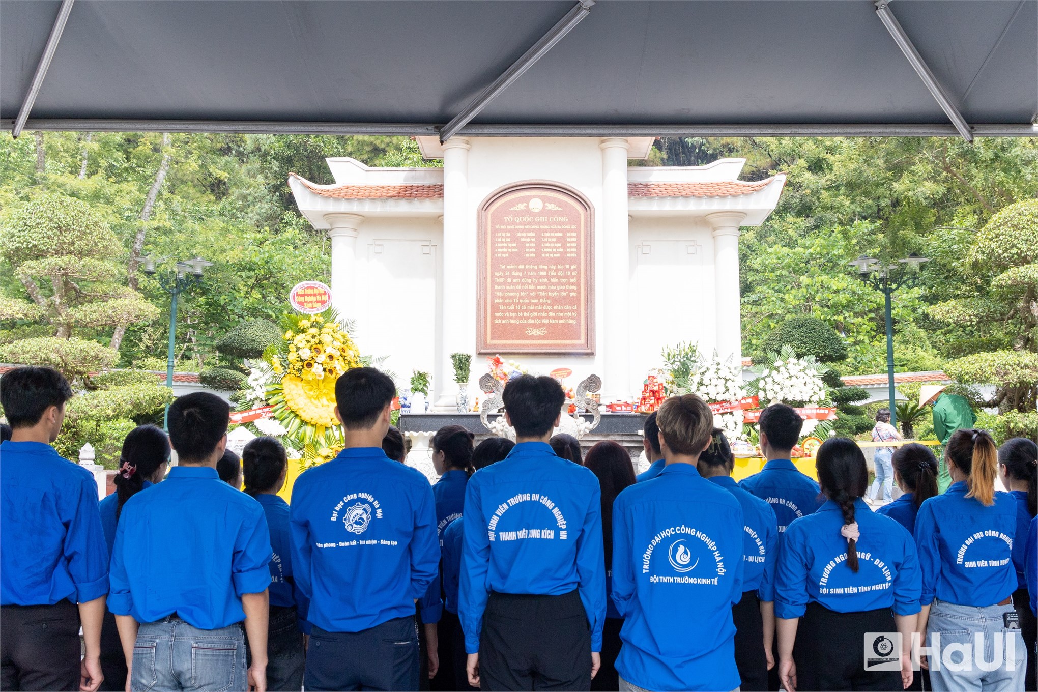 Bồi đắp lý tưởng qua những `địa chỉ đỏ`: Sinh viên HaUI khắc ghi lời dạy của Bác