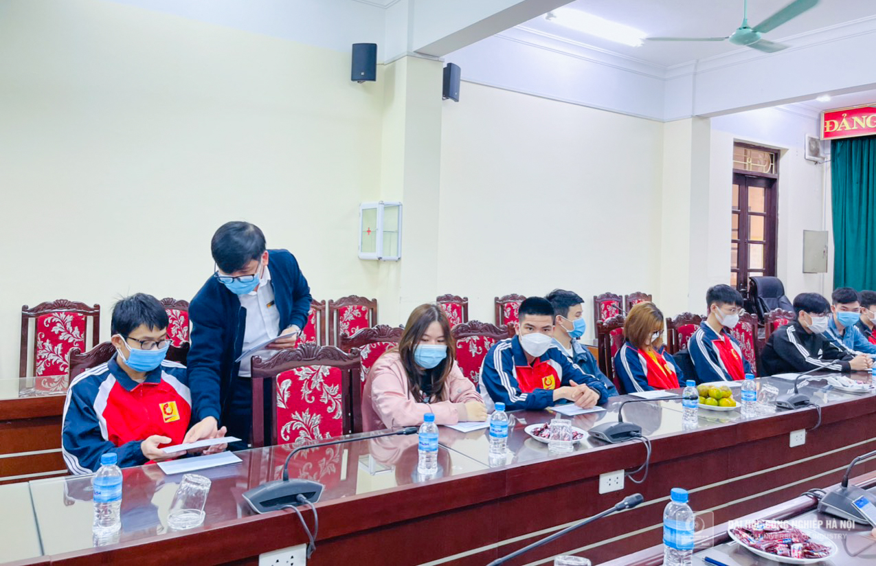 Tạo động lực, trao niềm tin cho sinh viên khuyết tật học tập tại Đại học Công nghiệp Hà Nội