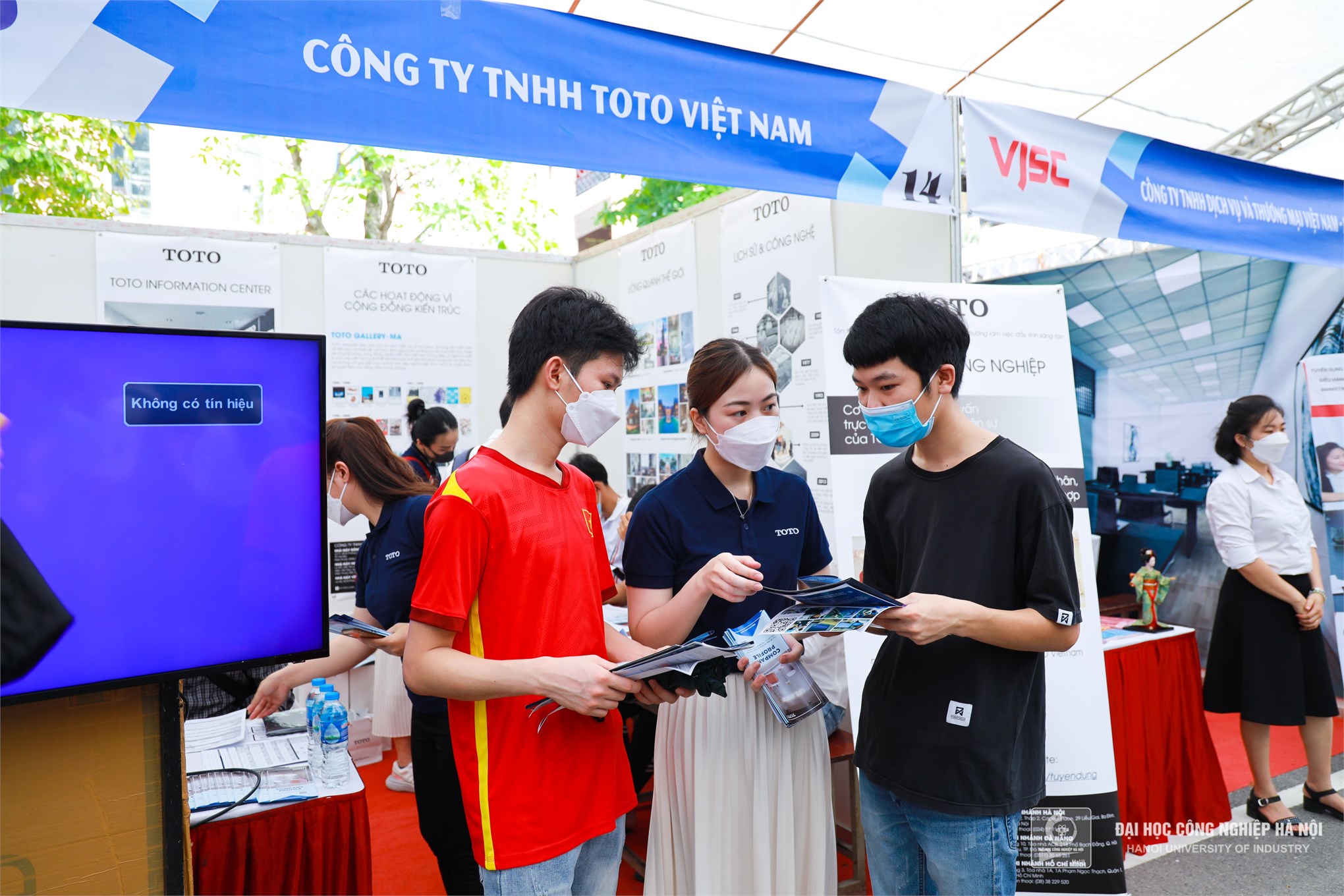 8.500 cơ hội việc làm cho sinh viên Đại học Công nghiệp Hà Nội tại Ngày hội việc làm 2022