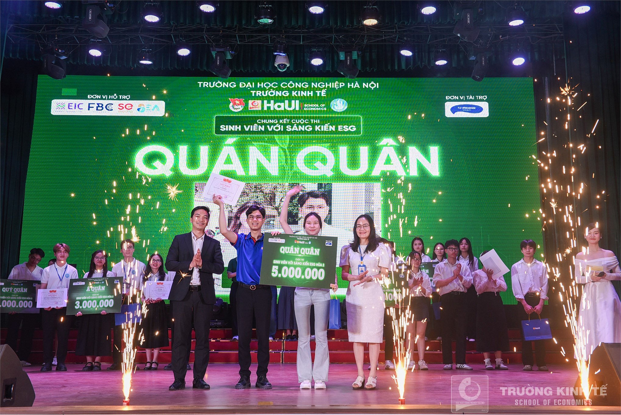 Chung kết `Sinh viên với sáng kiến ESG` mùa 2: Sân chơi sáng tạo hướng đến phát triển bền vững