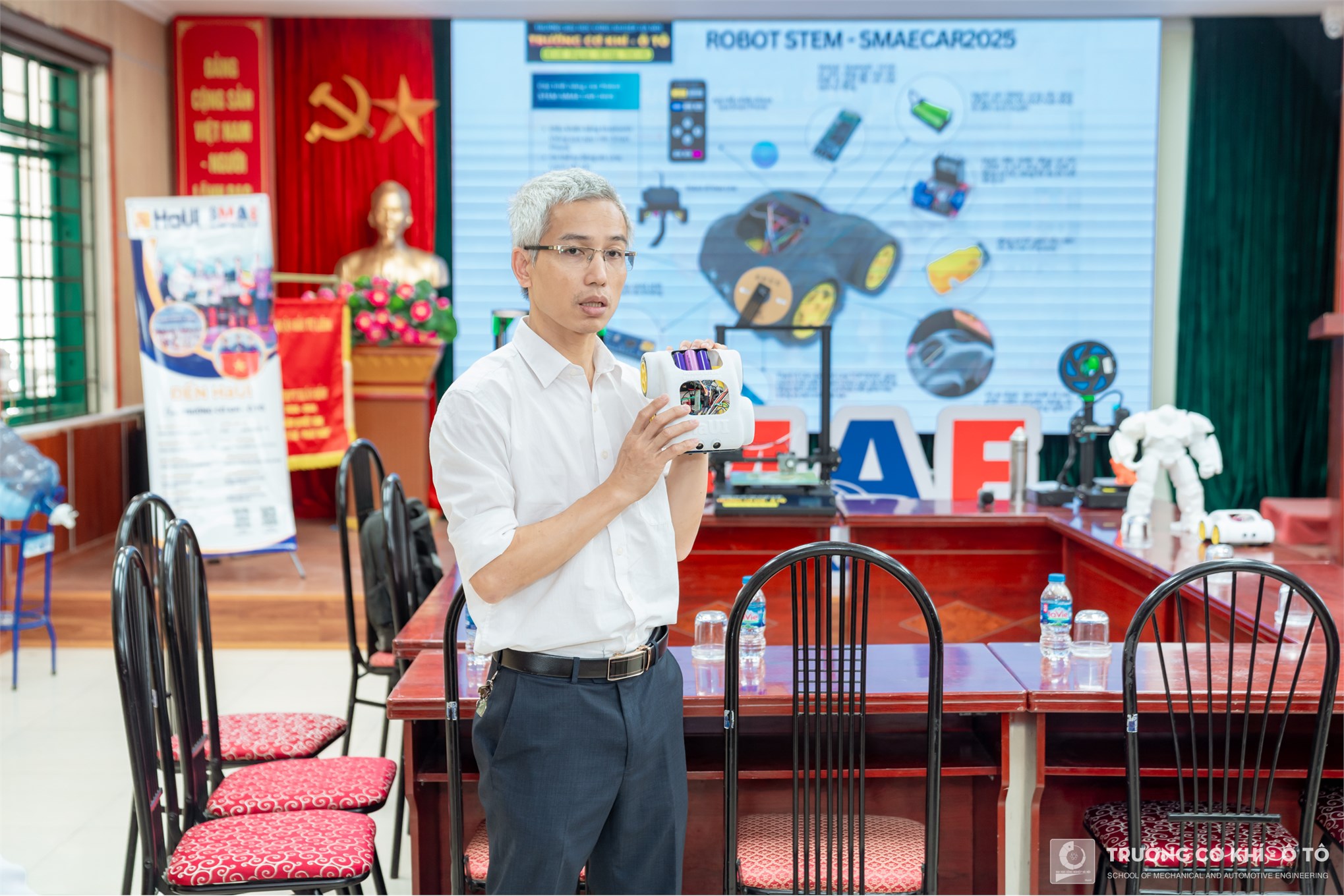 Trường Cơ khí - Ô tô chắp cánh ước mơ cho hàng ngàn học sinh từ phương thức giáo dục STEM
