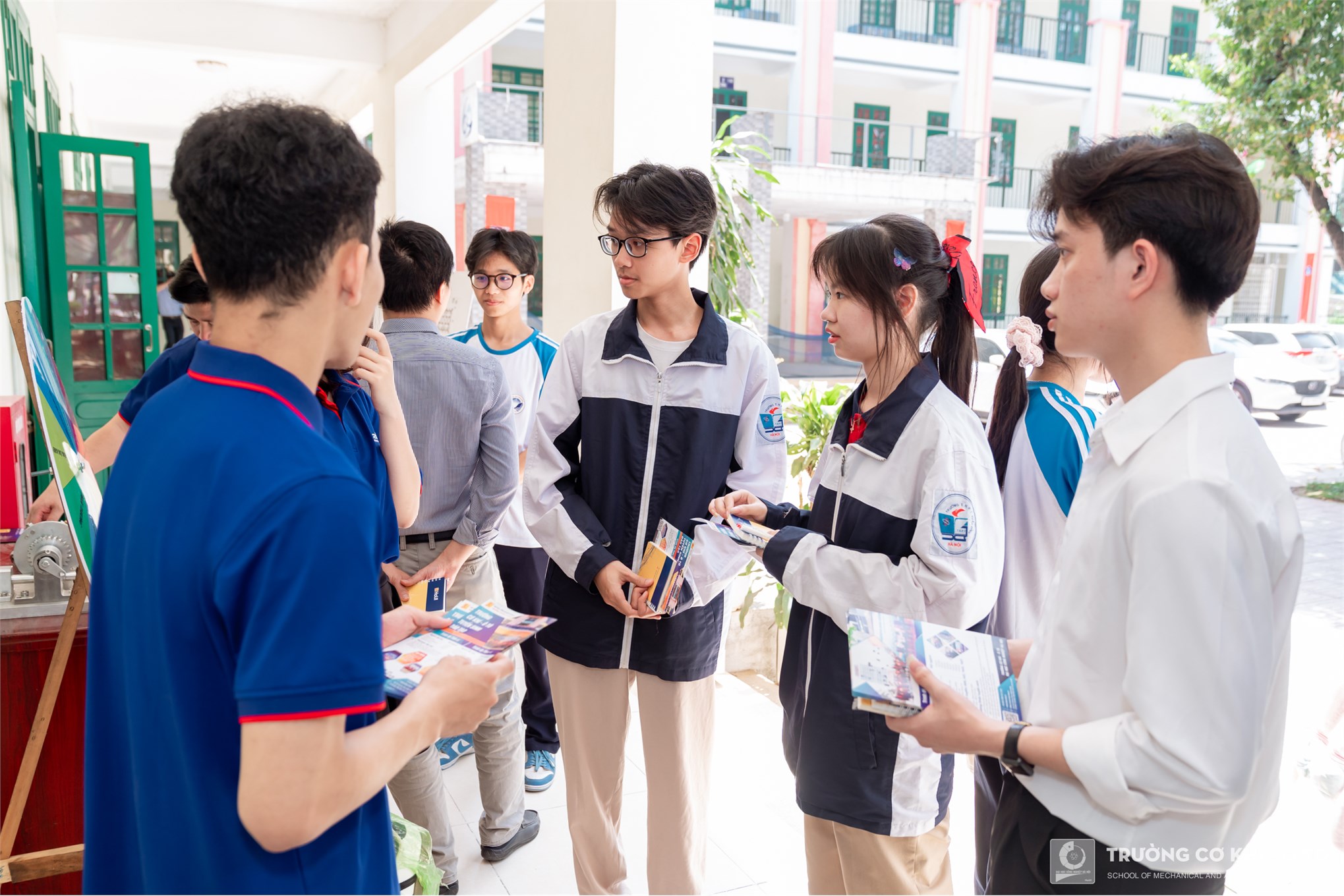 Trường Cơ khí - Ô tô chắp cánh ước mơ cho hàng ngàn học sinh từ phương thức giáo dục STEM