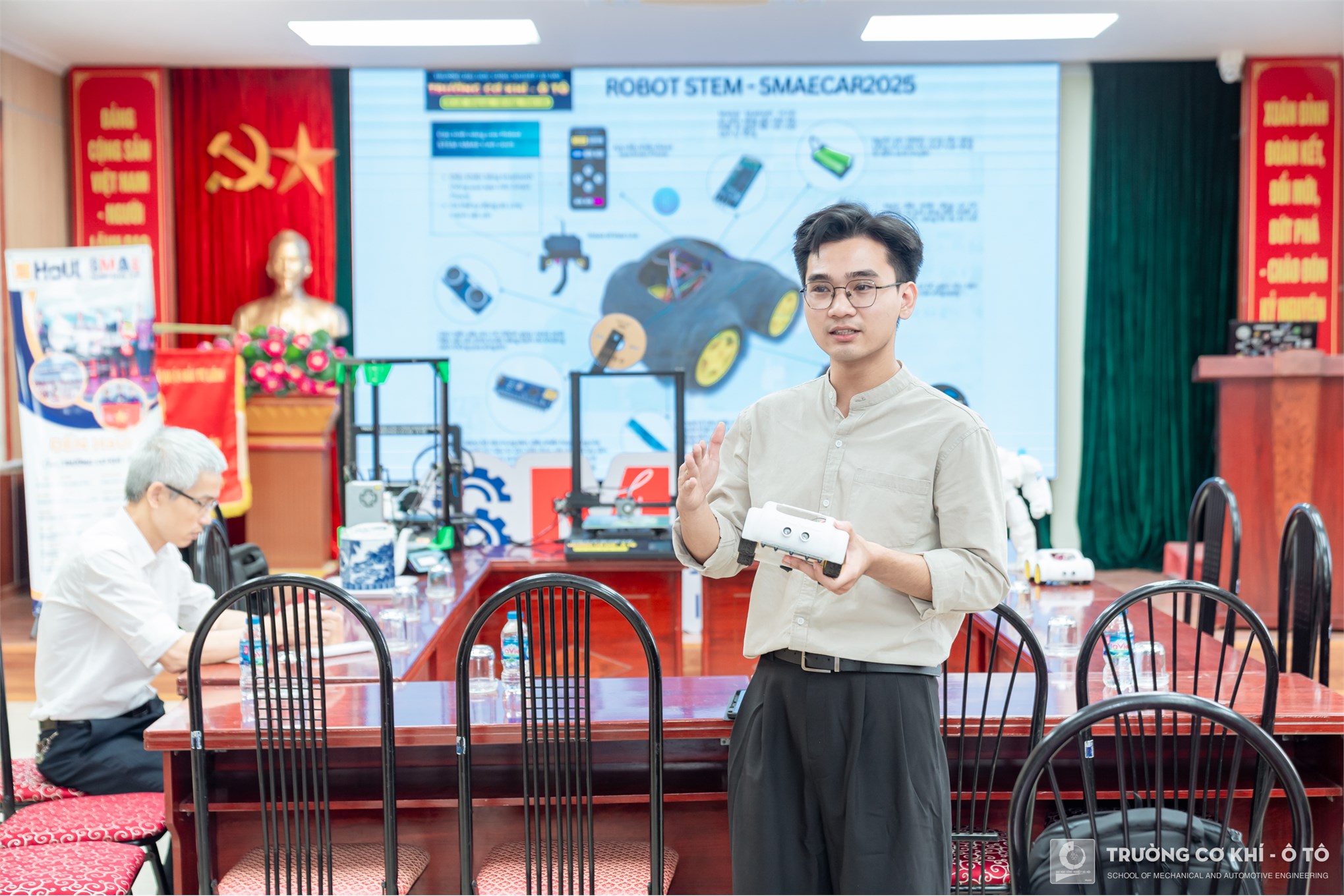 Trường Cơ khí - Ô tô chắp cánh ước mơ cho hàng ngàn học sinh từ phương thức giáo dục STEM