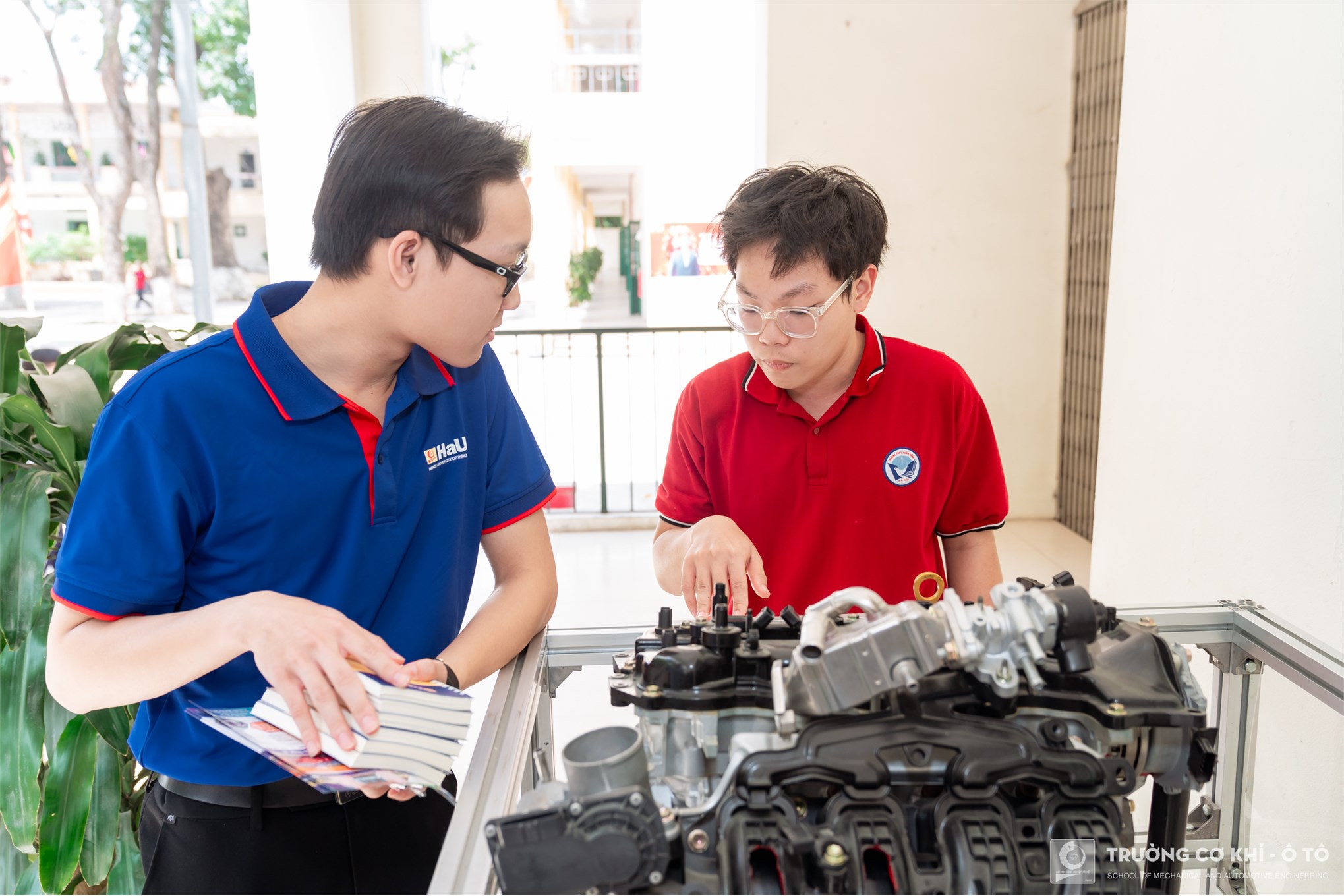 Trường Cơ khí - Ô tô chắp cánh ước mơ cho hàng ngàn học sinh từ phương thức giáo dục STEM