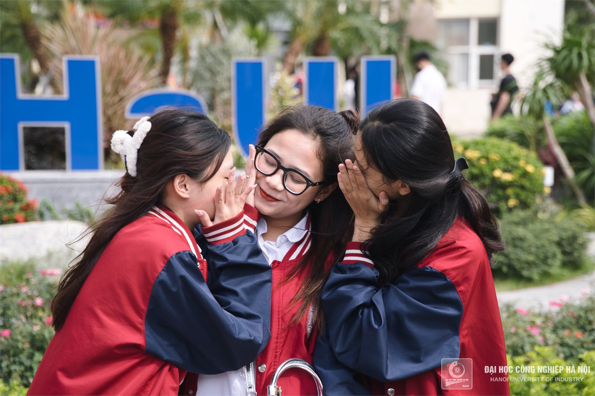 HaUI đón tiếp trường THPT Phùng Khắc Khoan tới tham quan hướng nghiệp