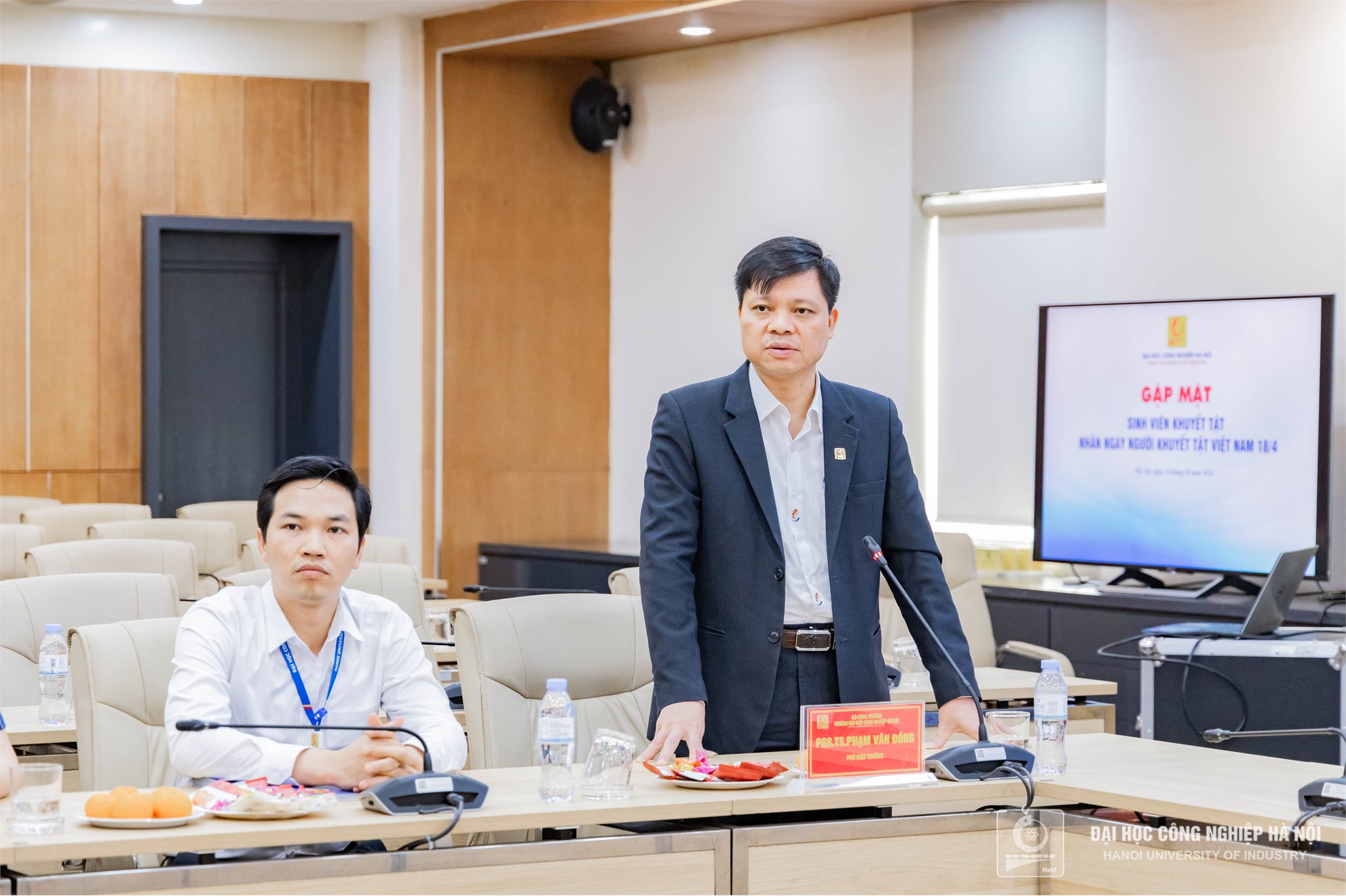 HaUI trao động lực, tạo niềm tin cho sinh viên khuyết tật